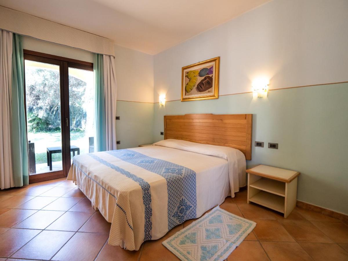 קאלאסטה Hotel Luci Del Faro מראה חיצוני תמונה