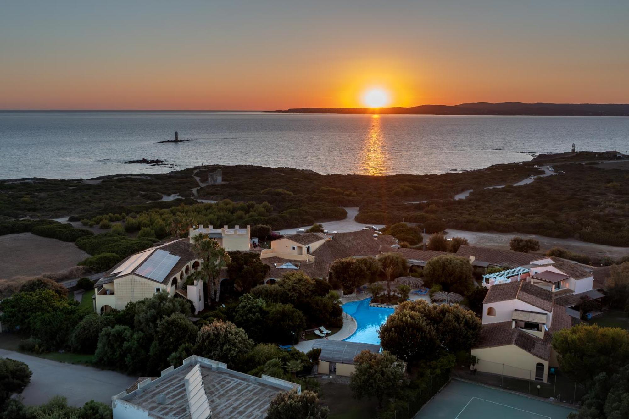קאלאסטה Hotel Luci Del Faro מראה חיצוני תמונה